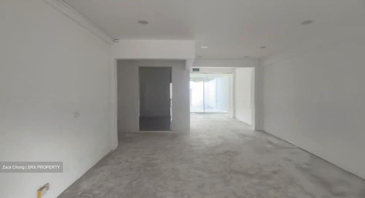 Hillcrest Park (D11), Retail #563203041